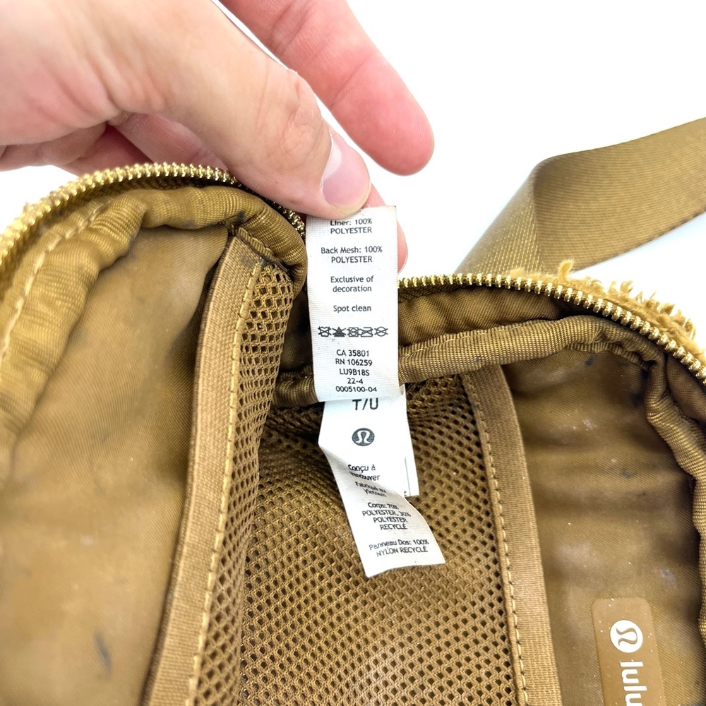 Lululemon Athletica Tan Plush Crossbody Bag - Brown & Gold - Picture 12 of 13